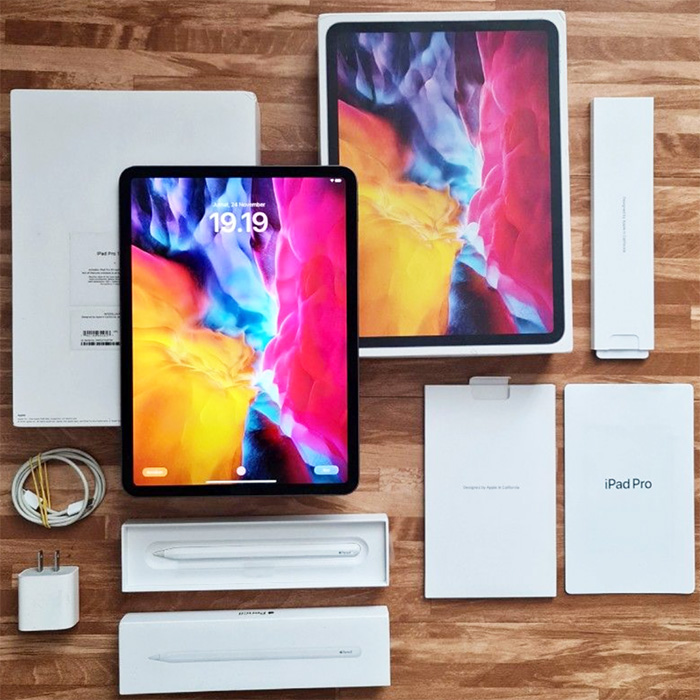 ipad-pro-11inch-2020-co-gi-trong-ho-p